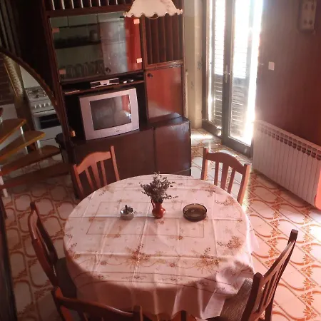House Ojdana דירה